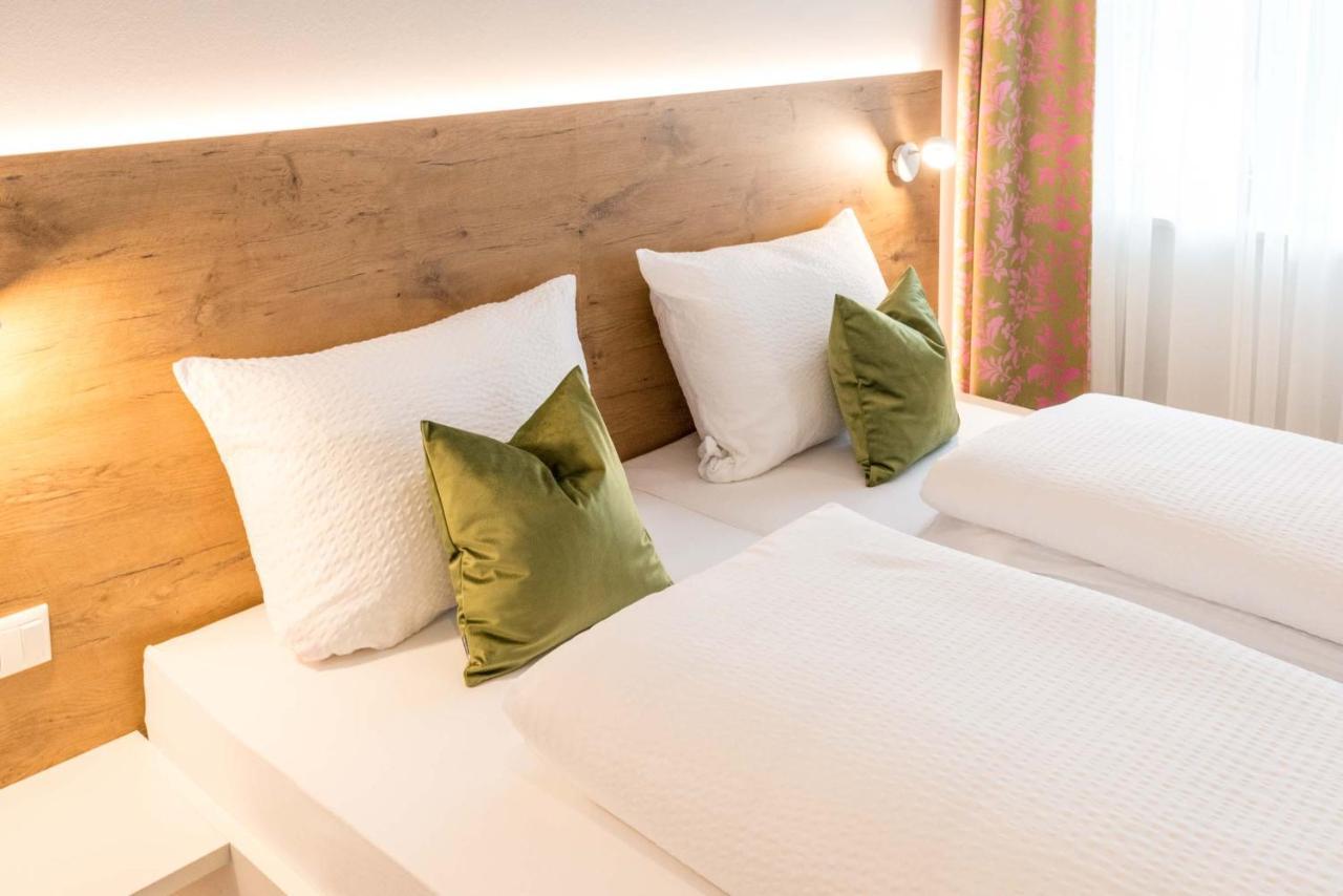 Bett'N Glueck - Uebernachtung & Fruehstueck Bed & Breakfast Zusmarshausen Dış mekan fotoğraf
